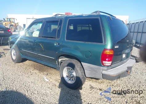 2000 Ford Explorer Xls z USA, uszkodzony, nr VIN 1FMZU62X3YUB73486